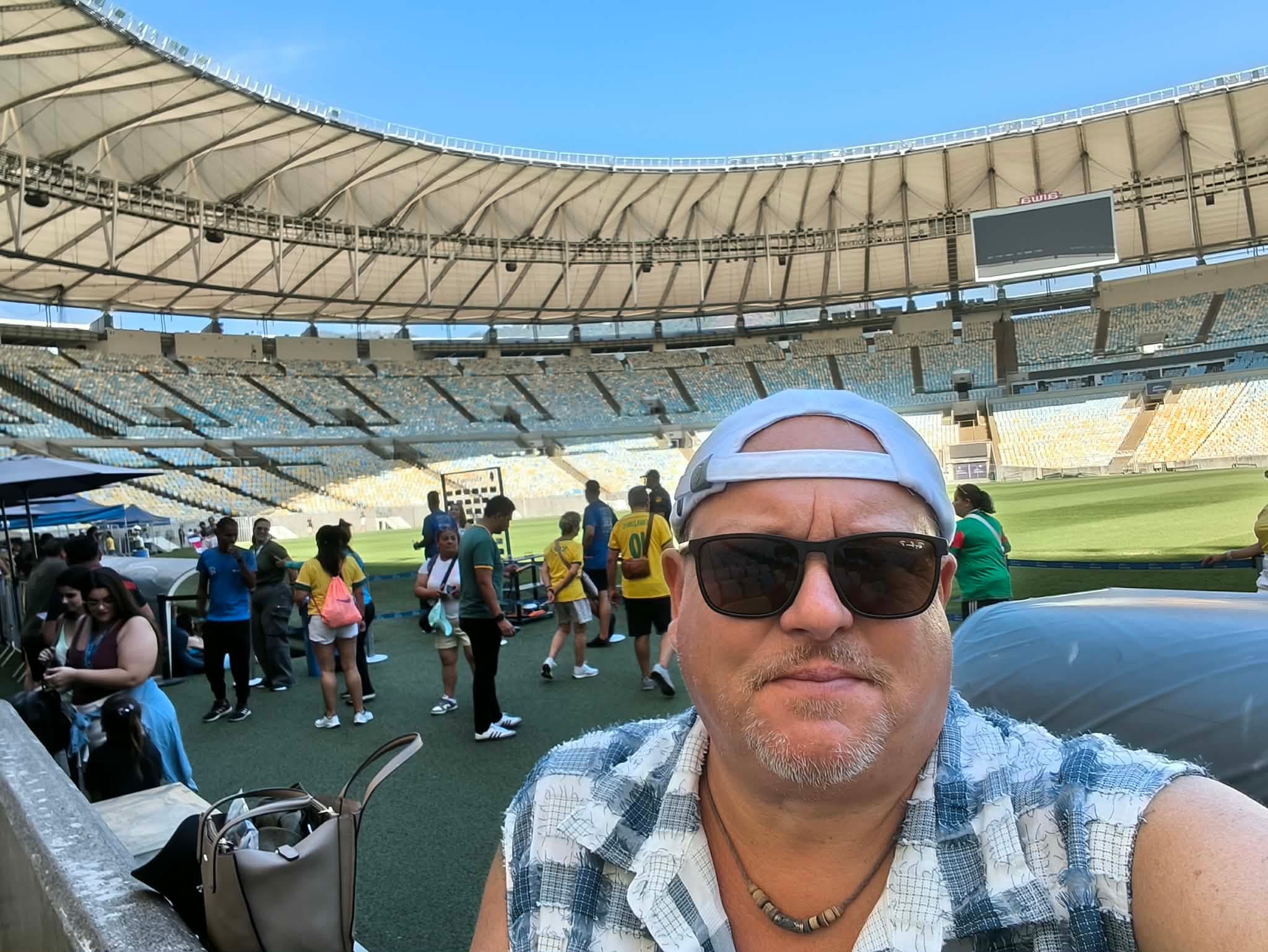 17. utolsó teljes nap: Maracanã stadion – ahol még a fűszálak is focilegendáknak érzik magukat!